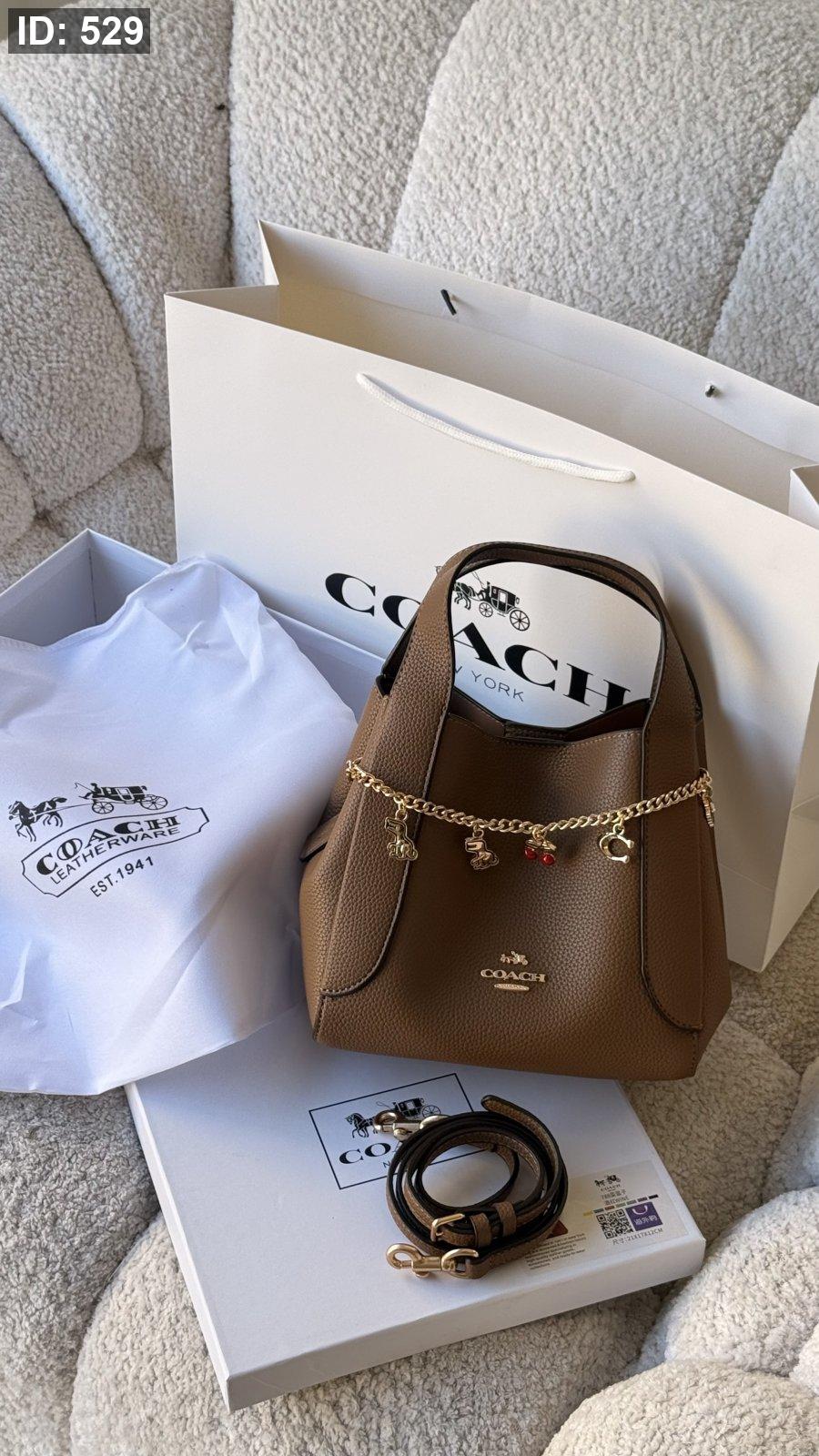 شنطة - COACH Hadley Hobo 21 / شامل علبة كواليتي ماستر