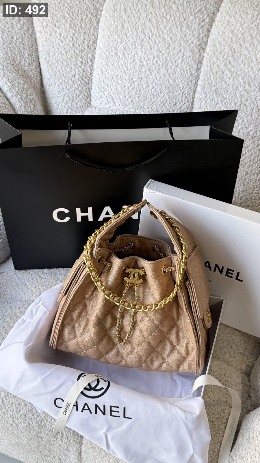شنطة - chanel hobo 25cm / شامل علبة كواليتي ماستر 7 / 7