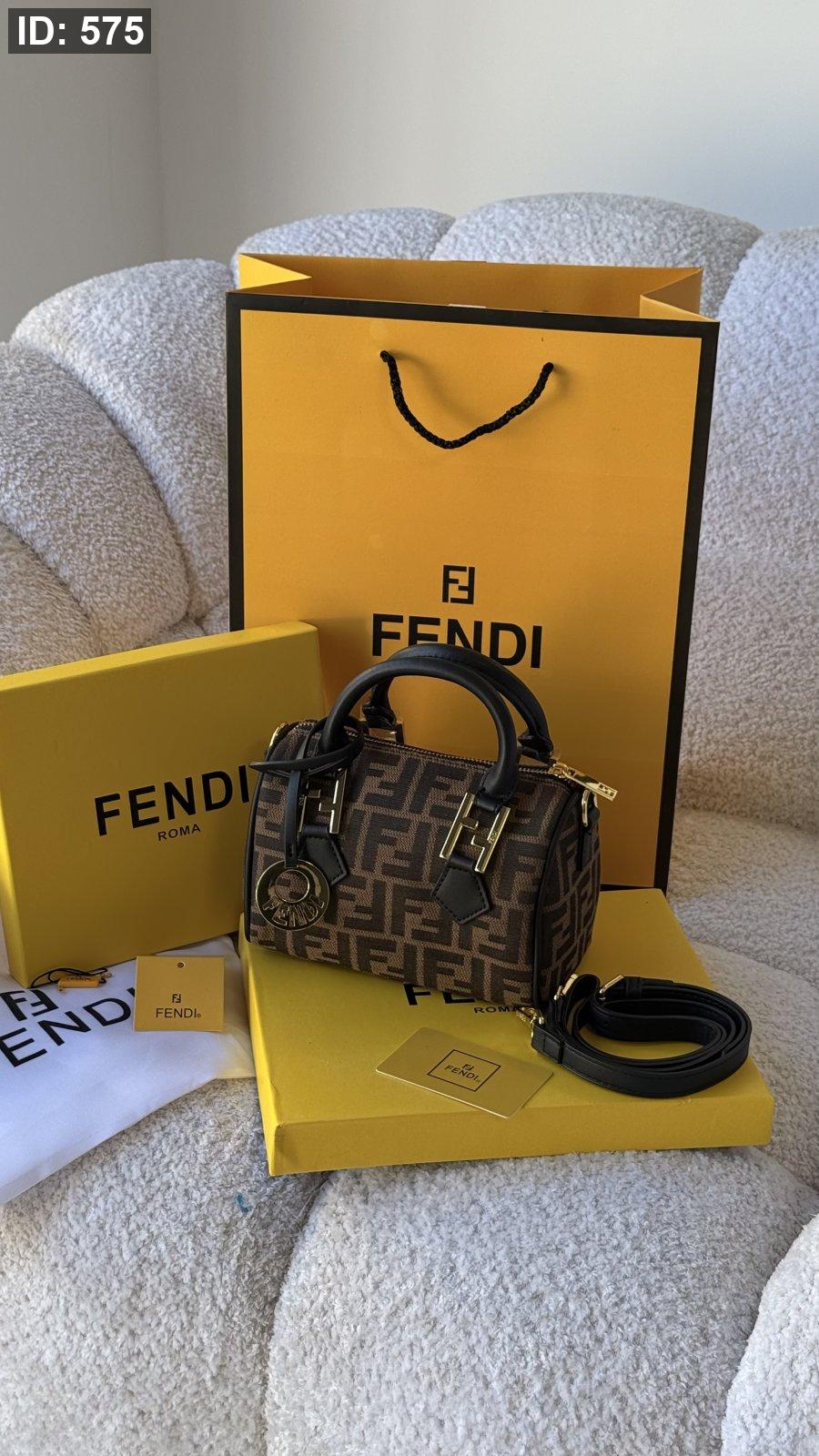 شنطة - Fendi Boston / شامل العلبة كواليتي ماستر